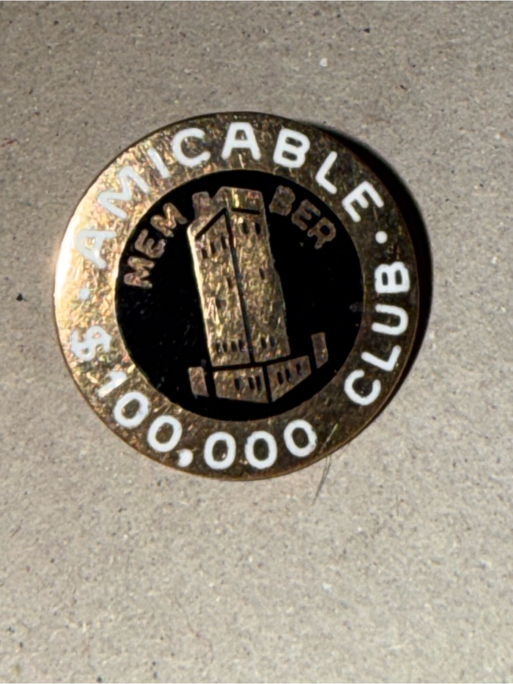 10k Gold & Black $100,000 Club Amicable Member Pin